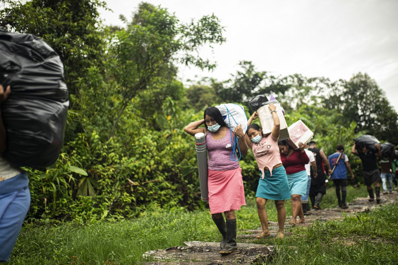 Indigenous community in Buenaventura, Colombia confined by Covid-19 restrictions. ©NRC/FTZ Studio