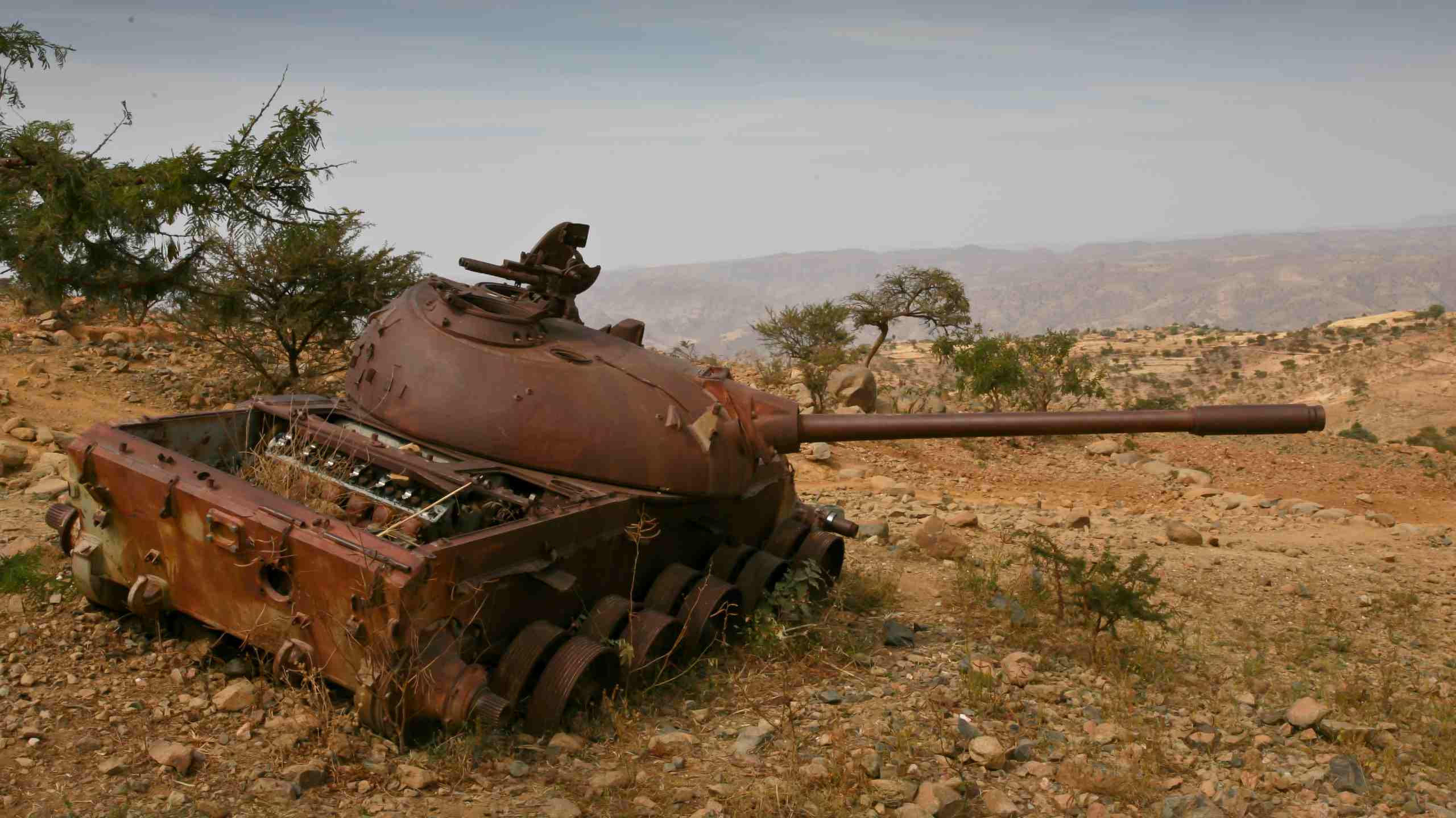 Tank in the Tigray area in Ethiopia (Photo: Henk Bogaard)